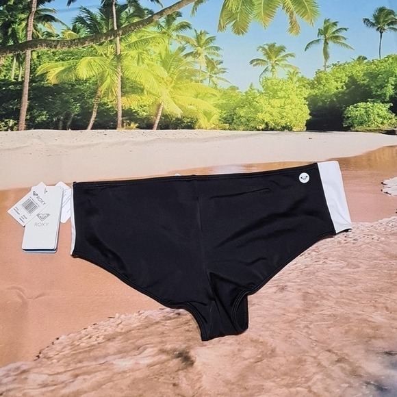 Roxy Fitness Shorty Bikini Bottoms NWT Large - Picture 4 of 7